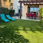 Rez De Jardin Cap Esterel Renove Et Climatise شقة