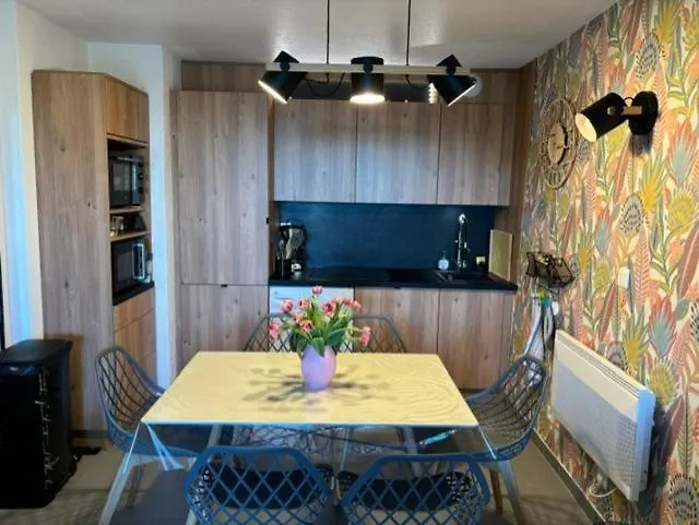 Appartement Rez De Jardin Cap Esterel Renove Et Climatise *