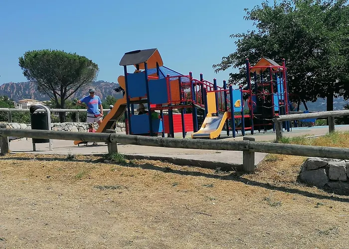 Rez De Jardin Cap Esterel Renove Et Climatise