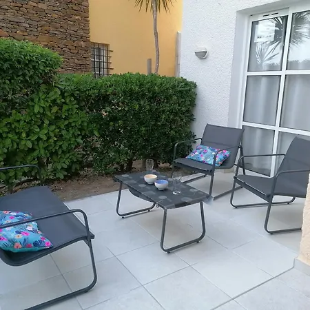Rez De Jardin Cap Esterel Renove Et Climatise דירה *
