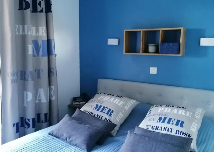 Apartment Rez De Jardin Cap Esterel Renove Et Climatise Saint-Raphael (Var)